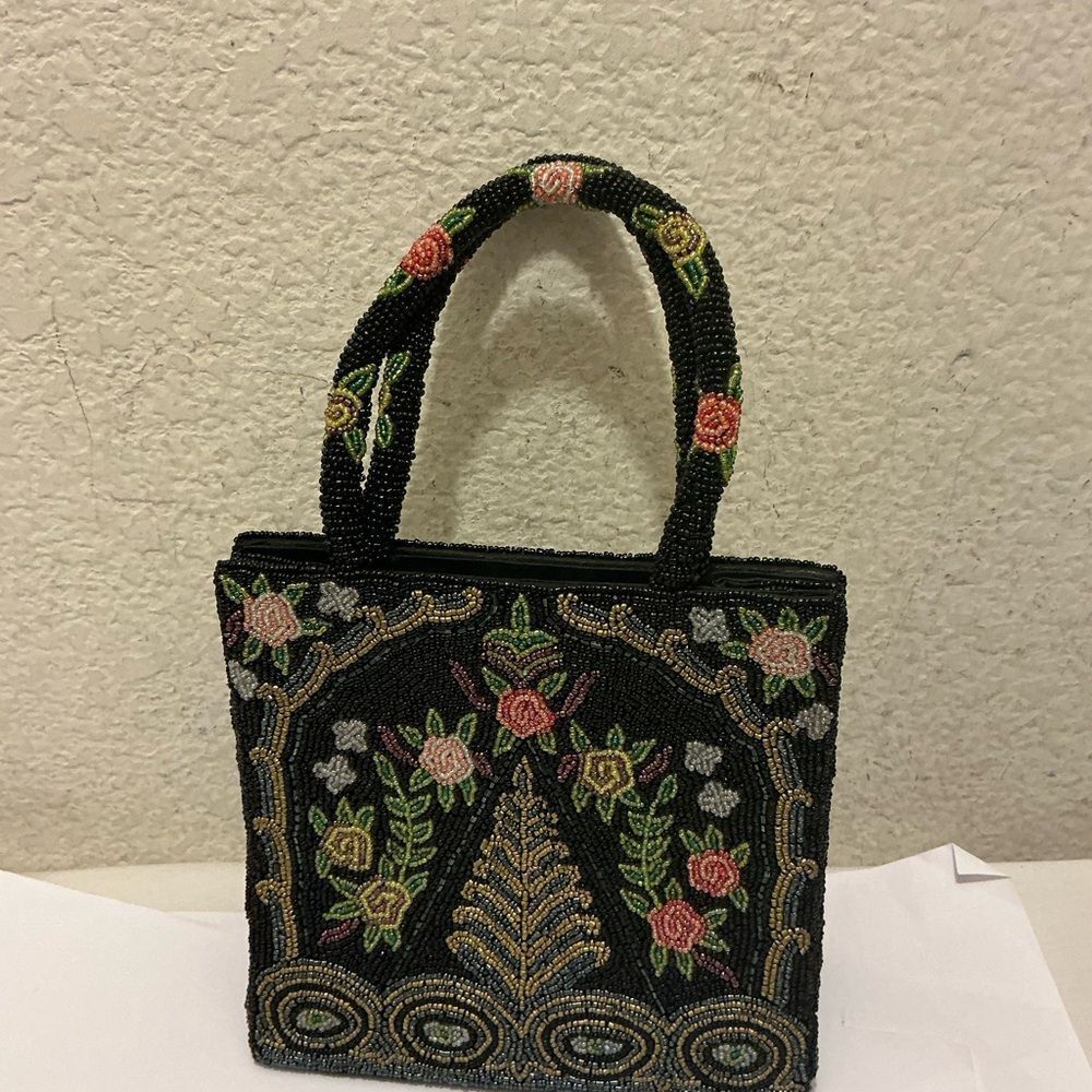 Vintage Christiana Lapetina Beaded Floral HandBag-Made in India.